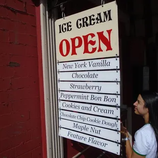 Ice cream flavor flange sign.
