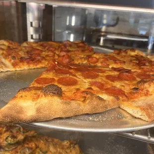 food, pizza