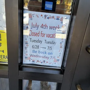 a sign on the door of a restaurant
