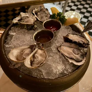 6 assorted oysters
