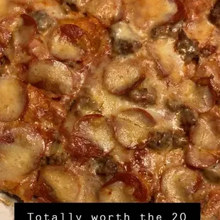 Large pepperoni &amp; sausage. So basic and so perfect!