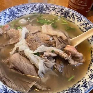 33. Beef Combination