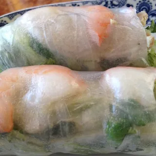 19. Two Piece Traditional Spring Rolls