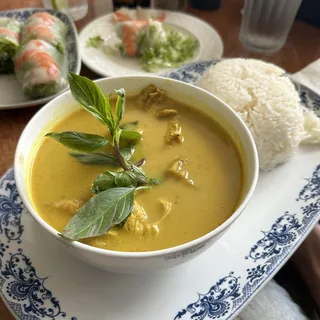 32. Yellow Curry Chicken
