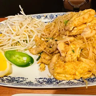 poultry, food, chicken, chicken wings, bbq wings, bbq chicken, fried chicken wings, fried chicken, chicken wings and fried chicken