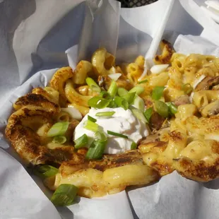 Burnt mac with brisket.