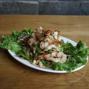 Grilled Shrimps Salad