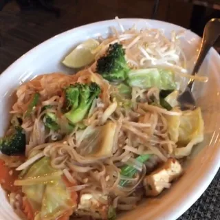 Vegetarian Pad Thai
