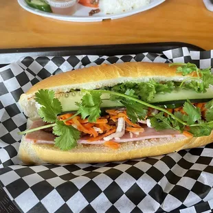 Ham and pork bahn mi