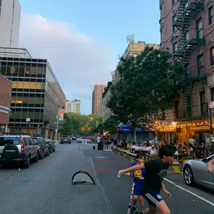 Open Streets (Jefferson Street is closed to car traffic Thurs-Sun, 10 am to 9 pm).