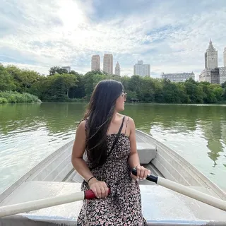 Lisa L.