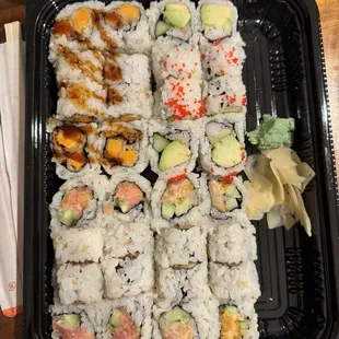 Idaho Maki Roll, California Roll, Spicy Tuna Roll, Yellowtail Roll