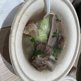 Portions: Mix of beef taken from the dish