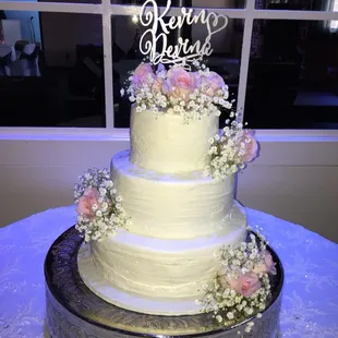 The flowers will always compliment a cake. The cake is another story. Made with lots of love for The newlyweds Kevin &amp; Devina.