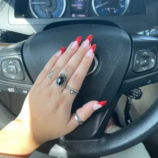 KIRK KNEW THE ASSIGNMENT AND KILLED IT ! He made me LOVE almond shape on nails 100000/100000