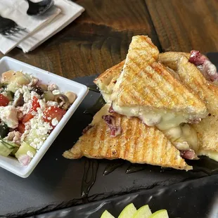 Honey Berry Jam'brie