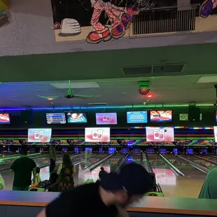 Bowling lanes