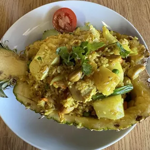 R5. Pineapple Fried Rice