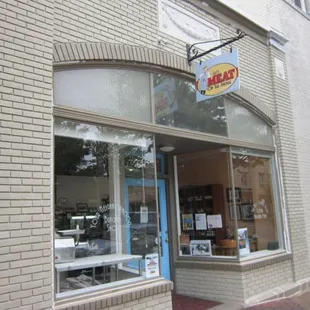 Let's Meat On The Avenue.