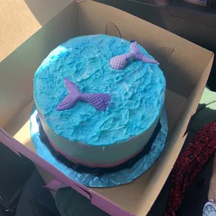 Supposed to be a mermaid cake