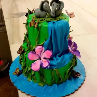 Our Jungle themed wedding cake