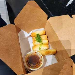 Spring rolls. Small but tasty!
