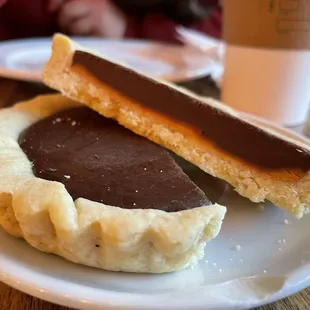Chocolate peanut butter crostata