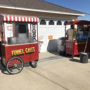 Funnel cake and drinks carts. The drinks cart had sno cones, lemonade, and margaritas.