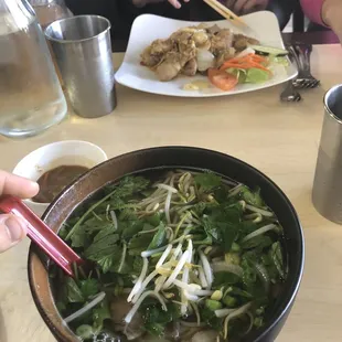 Small pho and chicken lemongrass