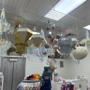 Amazing decorating!