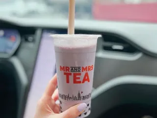 Mr & Mrs Tea House