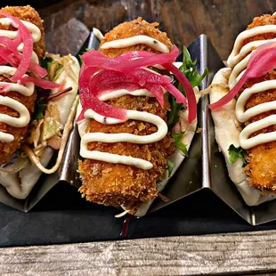 Panko Crusted Salmon Buns