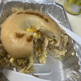 The Three Little Pigs bagel sandwich!!