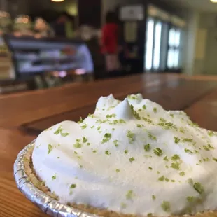 Mini key lime pie! Omgoodness!!!