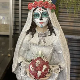 Dia de Los Muertos mannequin