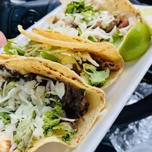 Barbacoa, cabeza &amp; tripa tacos