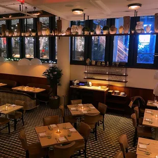 sushi and sashimi, interior