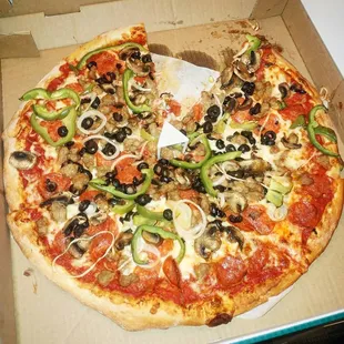 Deluxe pizza