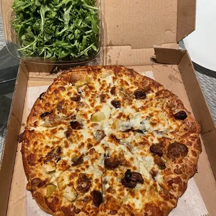 Pear-Gorgonzola-Arugula Medium Pizza (To go)