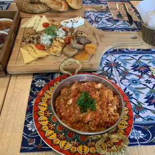 Omelet with Tomatoes