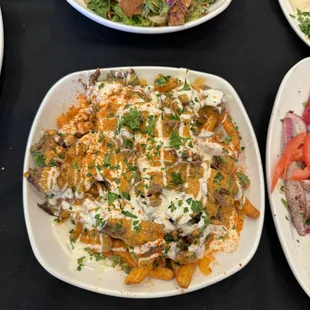 Loaded shawarma fries