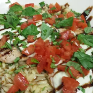 GRILLED CHICKEN CAPRESE DINNER!