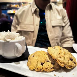 Chocolate Chip Cookies
