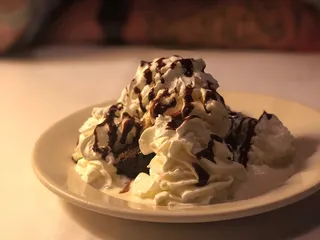 Lewnes' Steakhouse