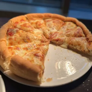 Cheese pizza - 3/5. But good for chicago