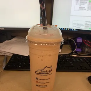 Fruity Pebbles Shake (250 calories)