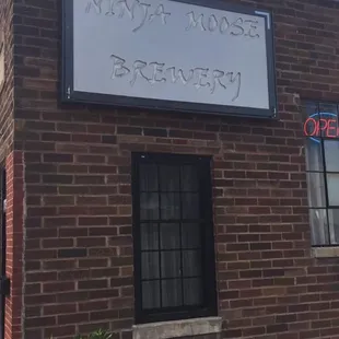 Ninja Moose is a super cute little brewery in a small town. More small towns need a place like this!