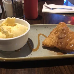 Apple fritter
