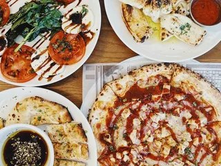 Emma Elle's Italian Kitchen