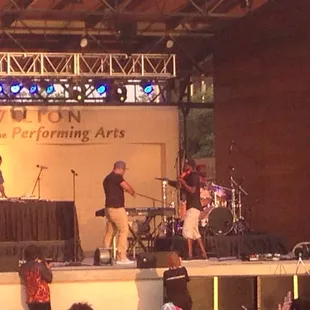 Tanning on the violin